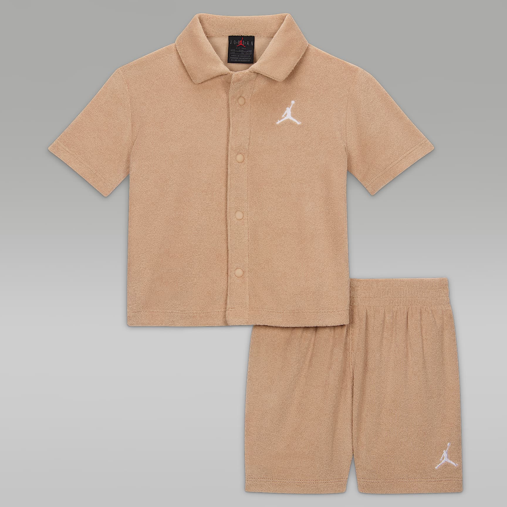Jordan Baby 2-Piece Terry Cloth Camp Set. Nike LU